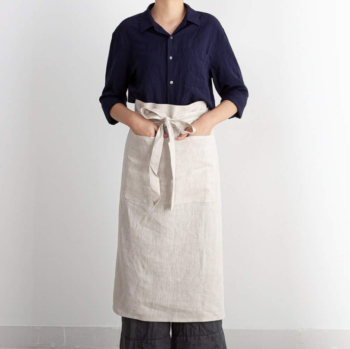 Linen Half-Length Apron with Adjustable Buttons